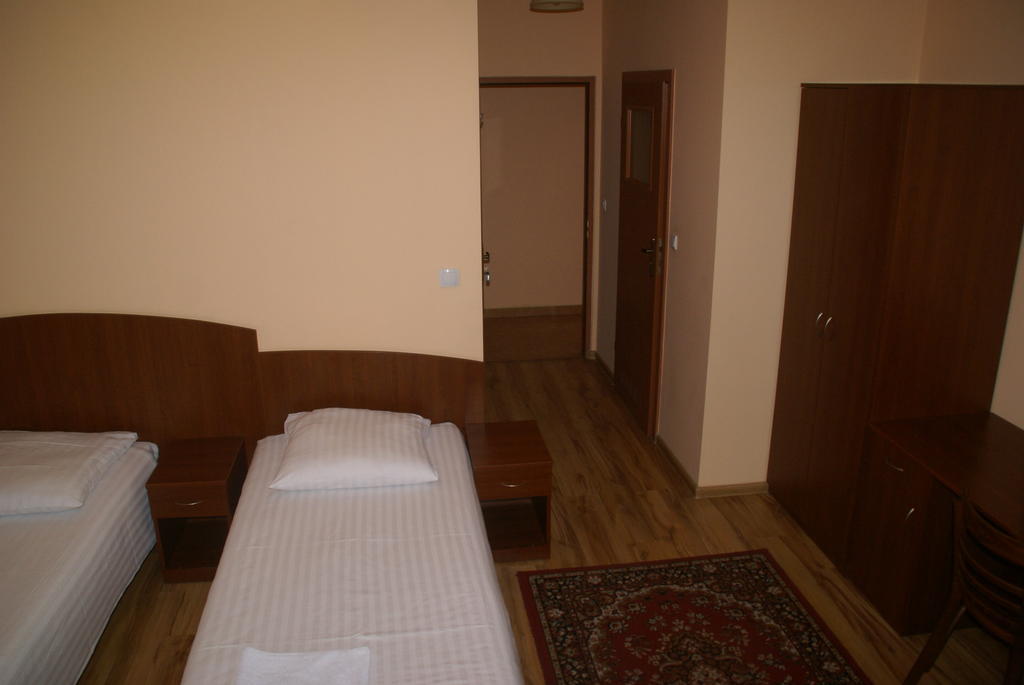 Hotel Prokocim Krakow Ngoại thất bức ảnh