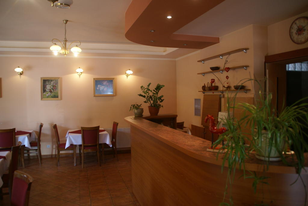 Hotel Prokocim Krakow Ngoại thất bức ảnh